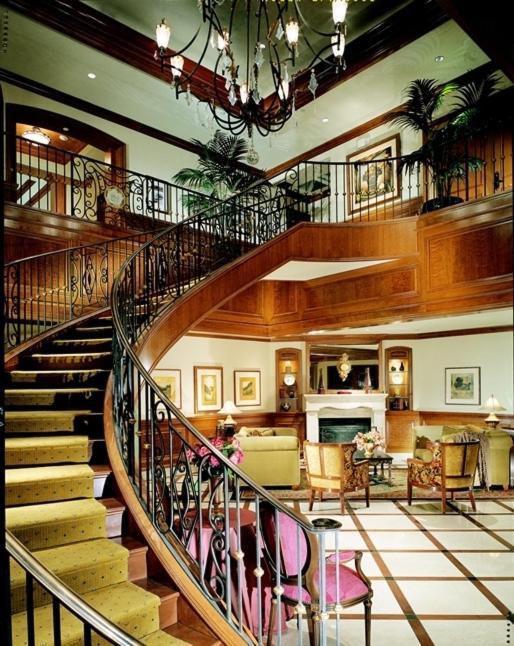 The Rose Hotel Плезантон Экстерьер фото
