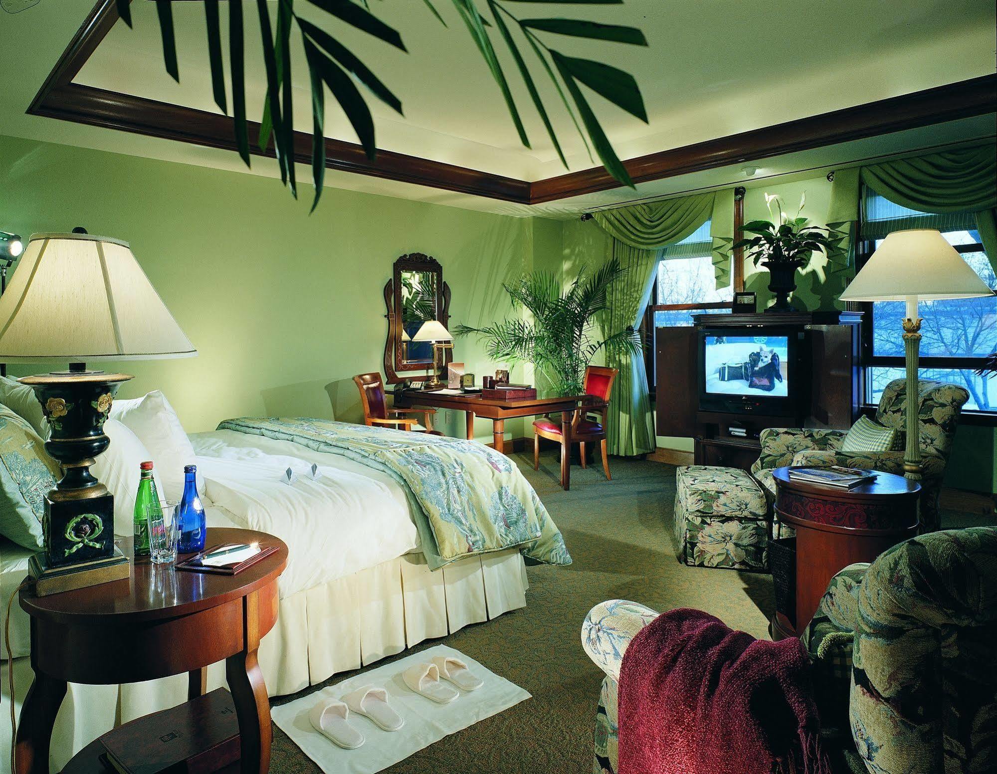 The Rose Hotel Плезантон Номер фото